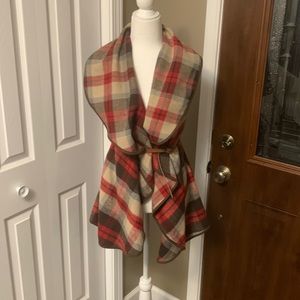 Plaid poncho vest from Peach Love California